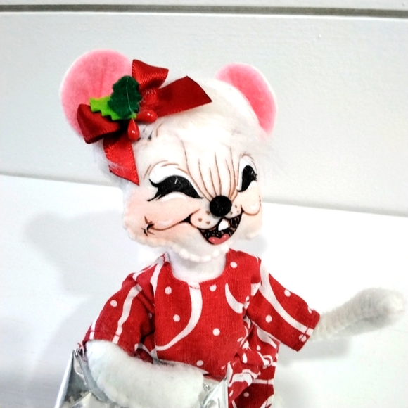 Annalee 6" Swirl Gift Mouse - Picture 6 of 6